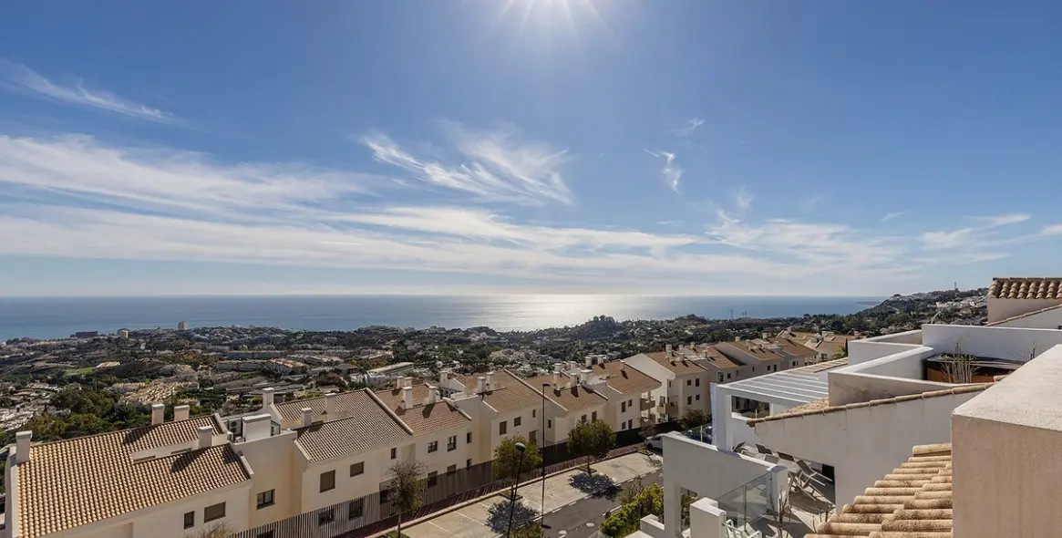 Sale of penthouse duplex in Benalmadena 54