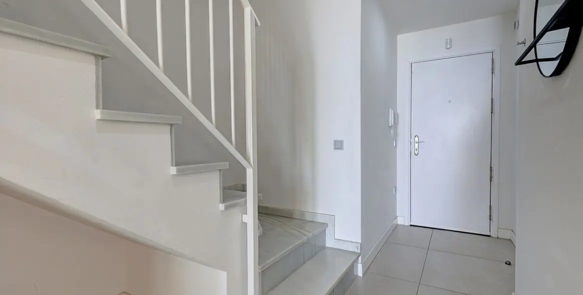 Sale of penthouse duplex in Benalmadena 73