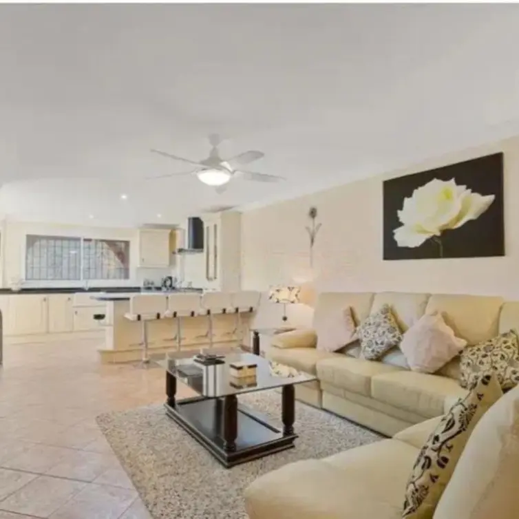 Venta de villa independiente en Monda