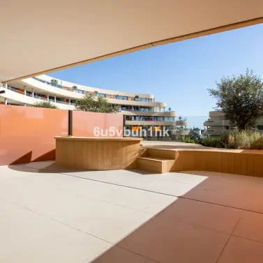 Продажа апартаментов на первом этаже в Fuengirola