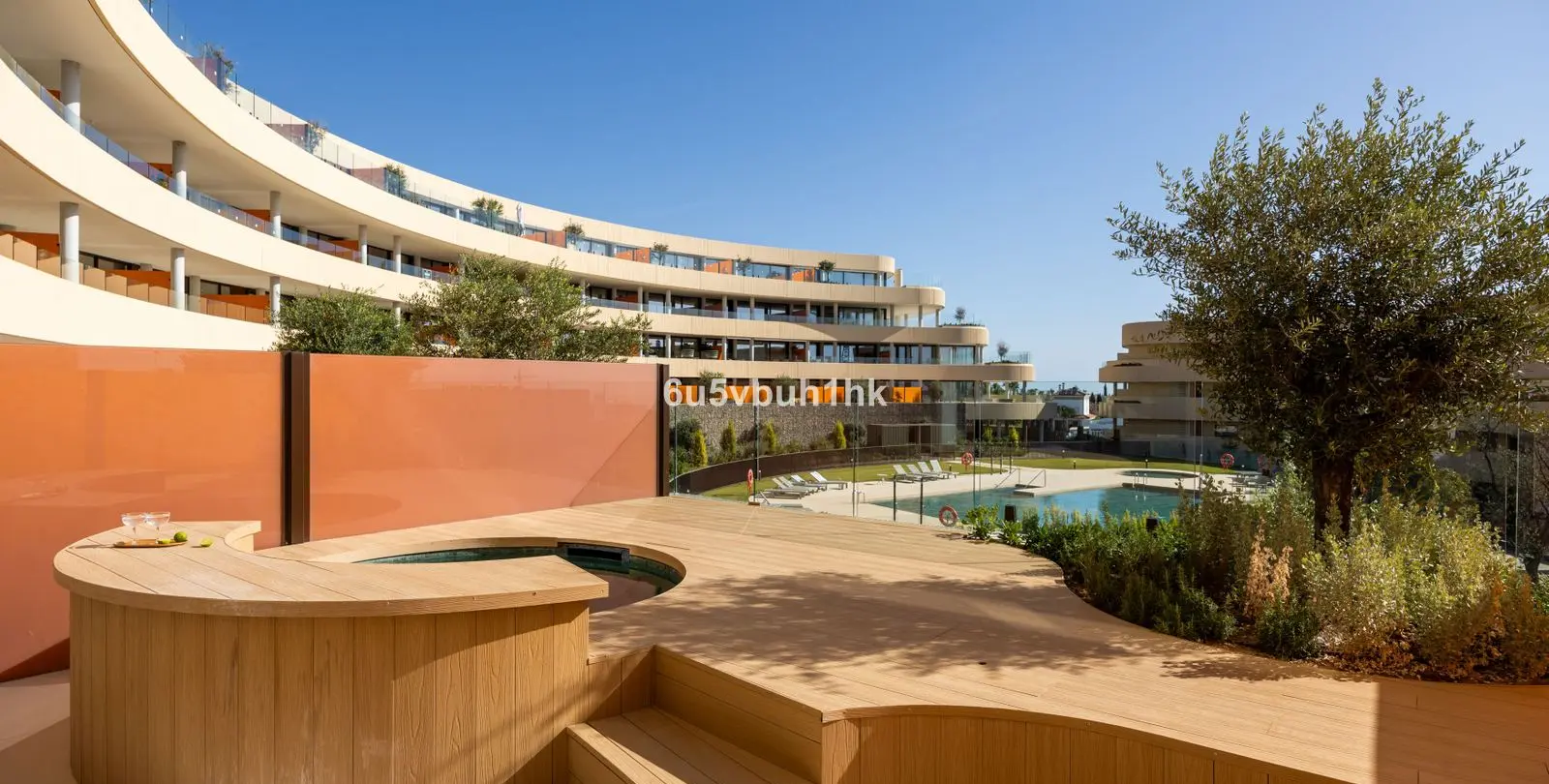 Venta de apartamento en planta baja en Fuengirola 1