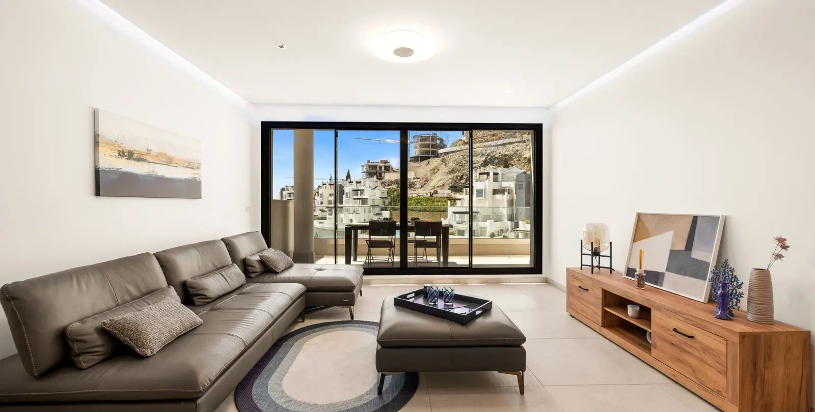 Sale of penthouse in Benahavís 1