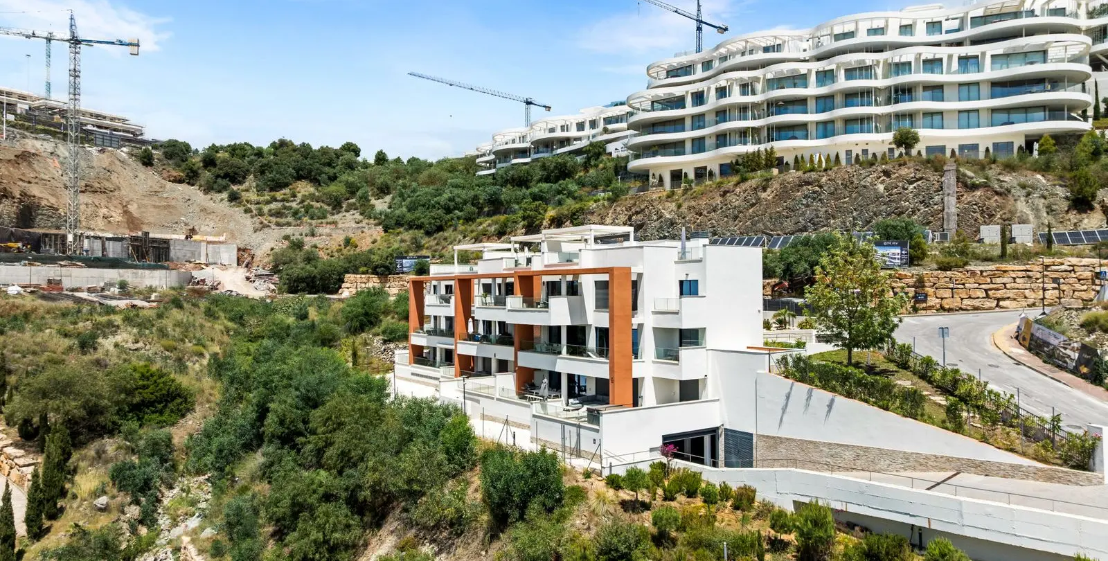 Sale of penthouse in Benahavís 18