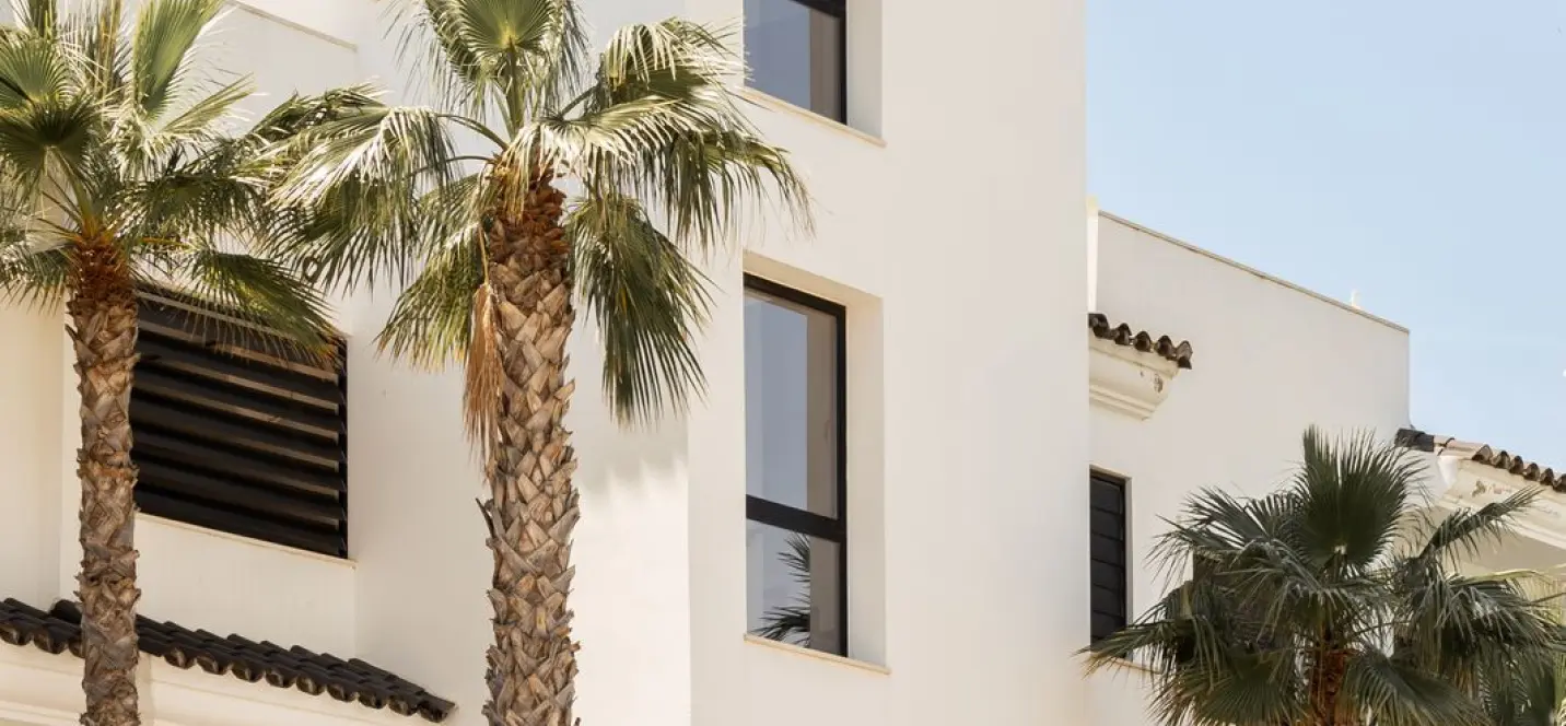 Продажа апартаментов на первом этаже в Estepona 3