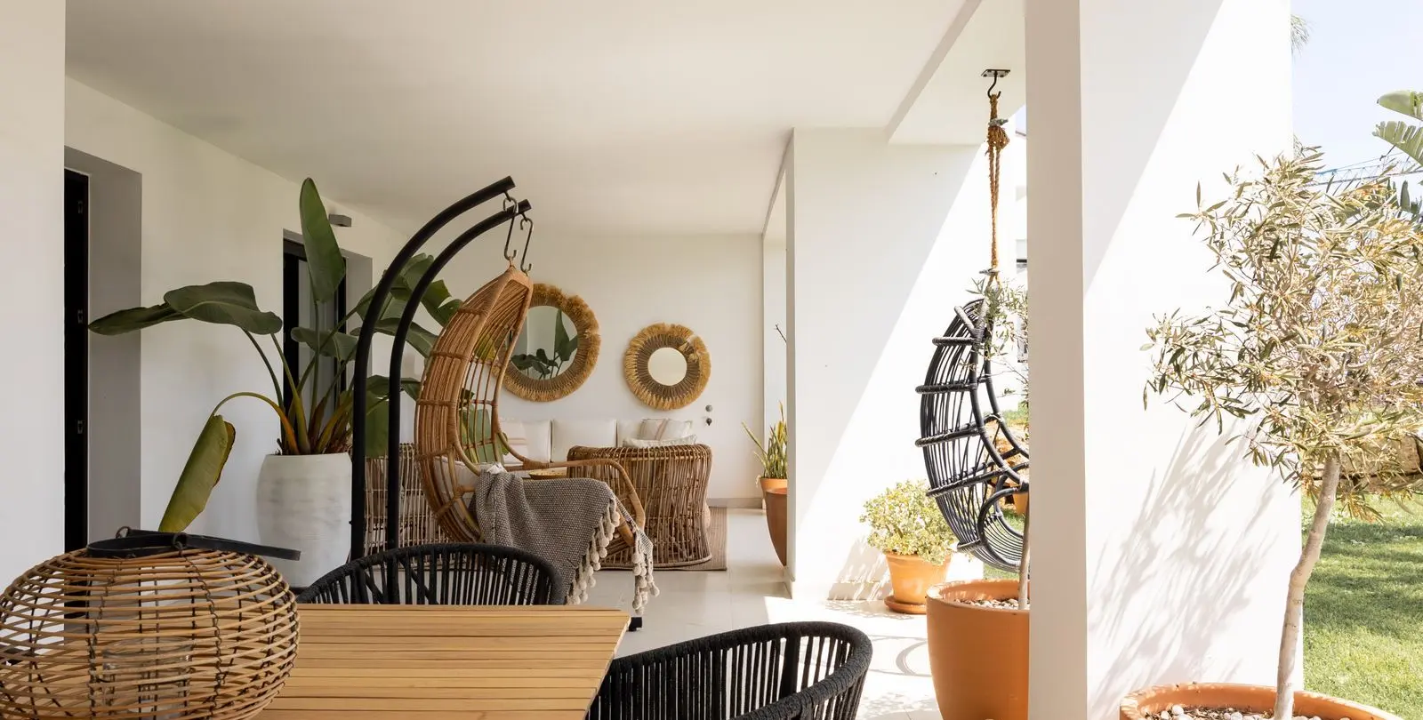 Sale of ground floor apartment in Estepona 24