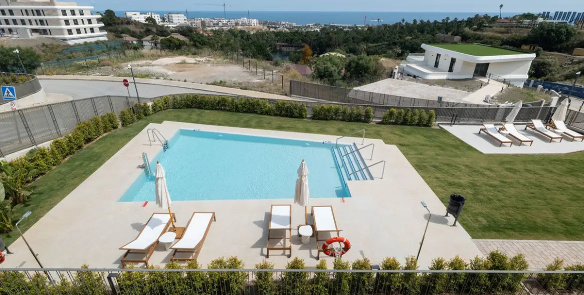 Venta de dúplex en Selwo 7