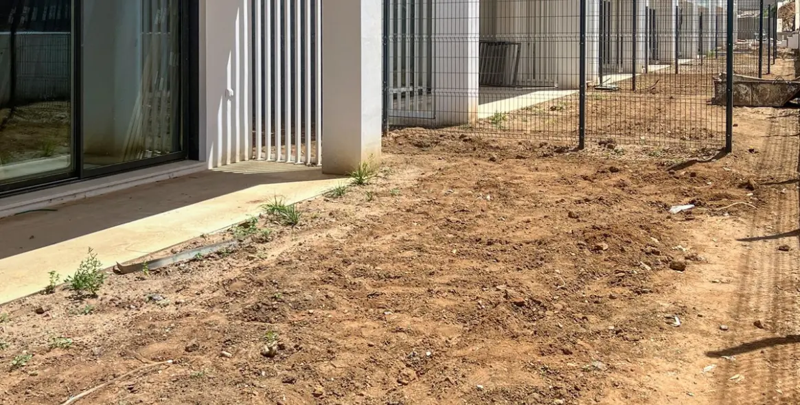 Sale of semi-detached house in Elviria 10