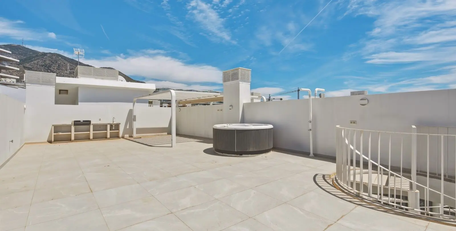 Venta de ático dúplex en Fuengirola 13