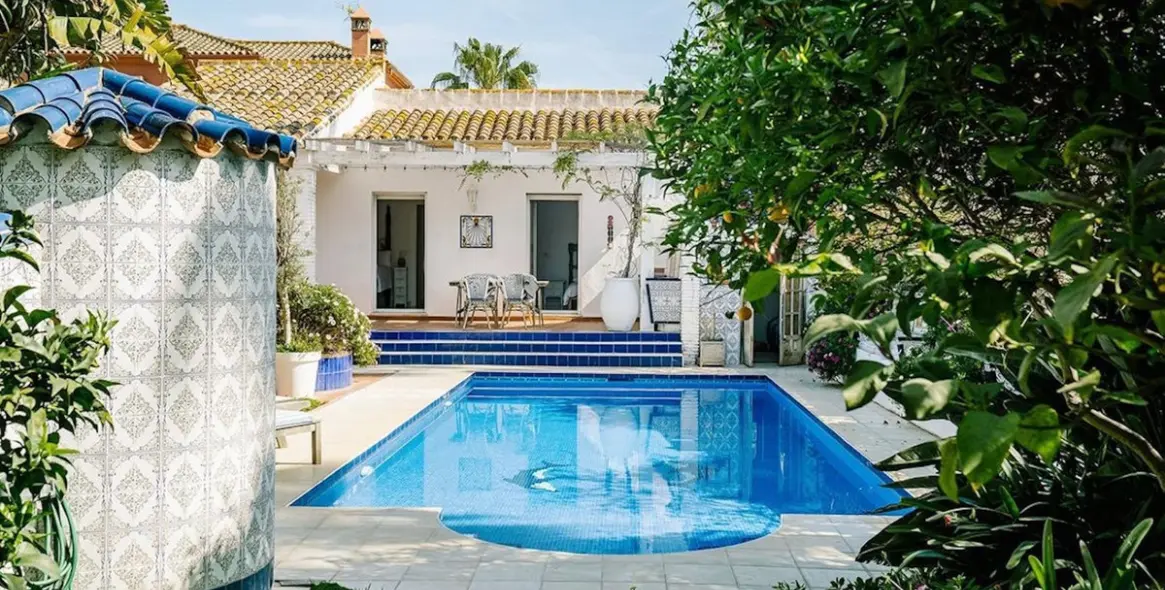 Sale of detached villa in Carib Playa 16