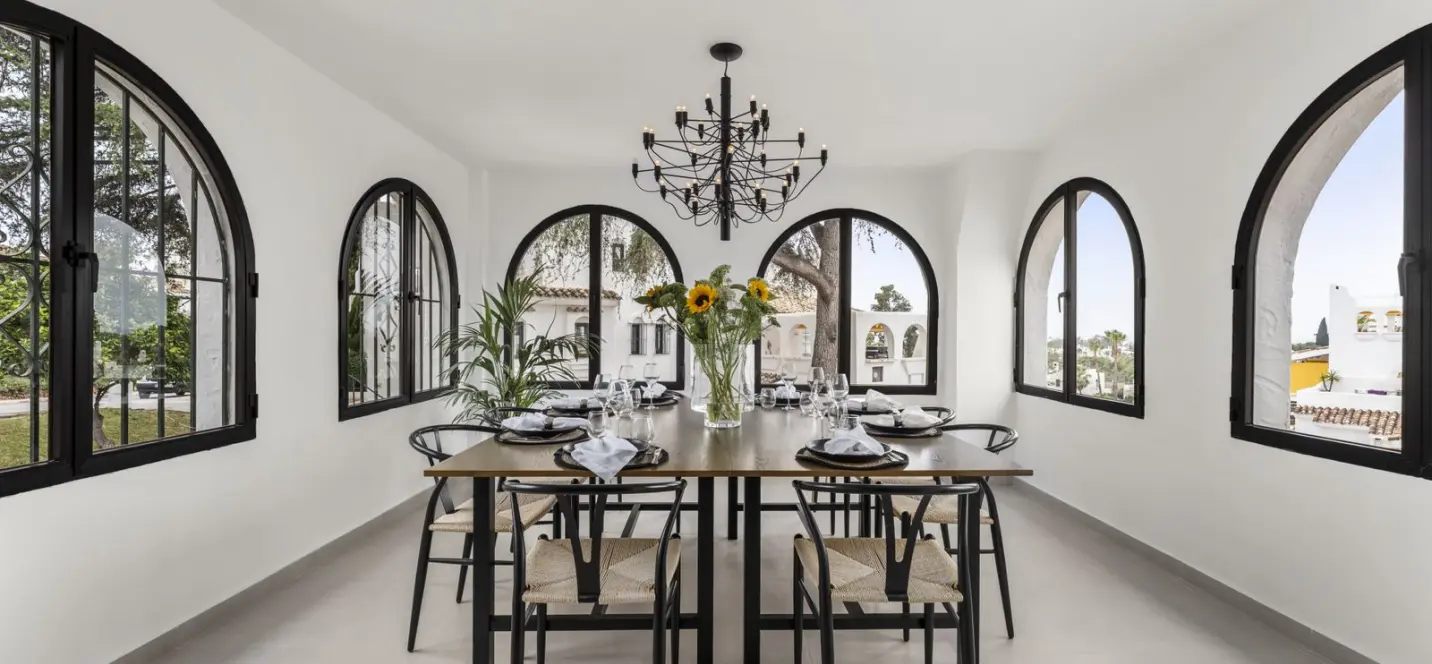 Venta de apartamento en planta media en Nueva Andalucía 3