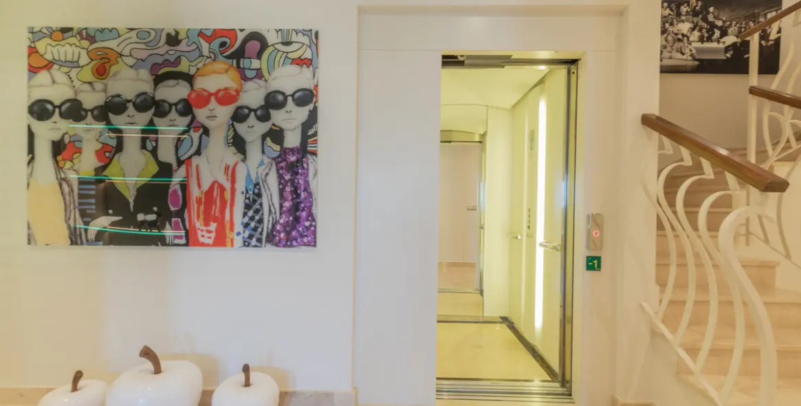 Venta de villa independiente en Benahavís 26