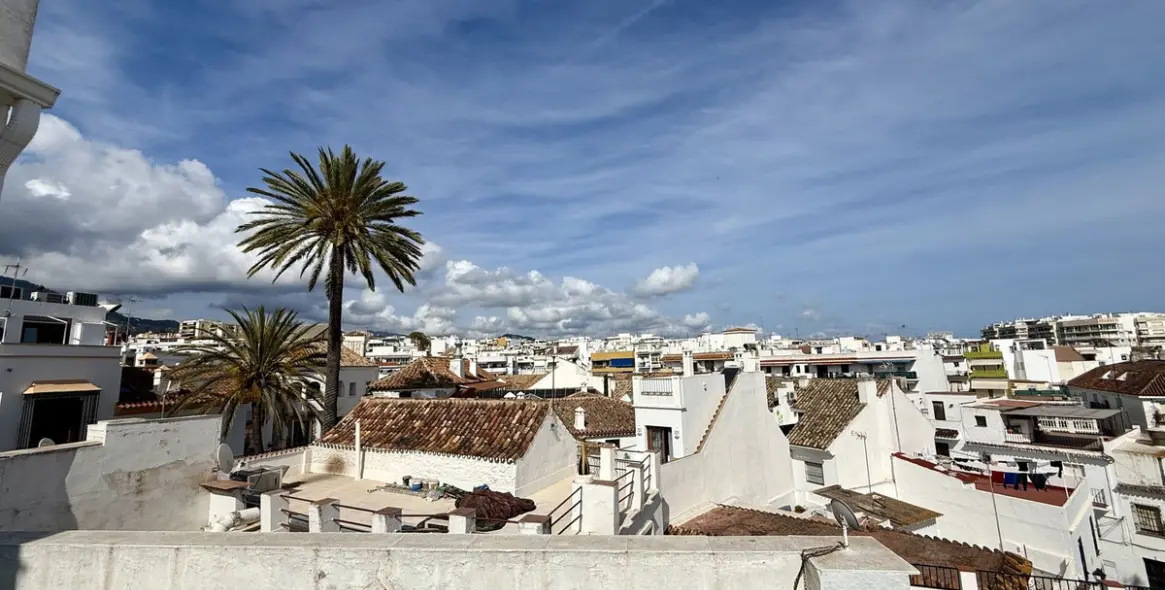 Sale of apartment complex in Marbella 1