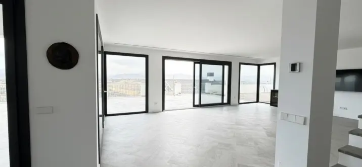 Venta de villa independiente en Coín 3