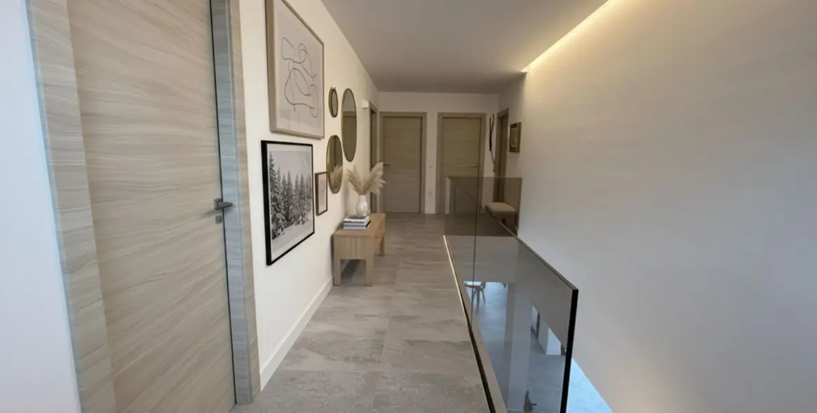 Sale of detached villa in Coín 25