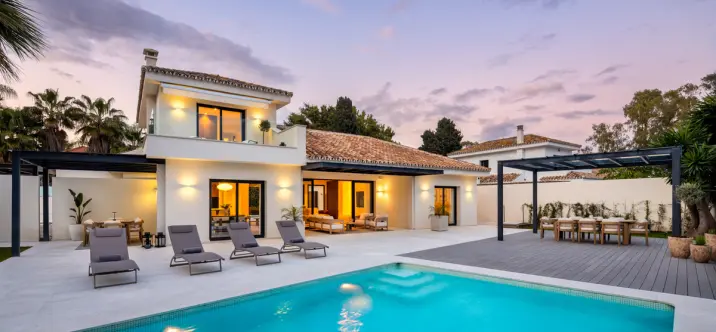Продажа  отдельно стоящей виллы в Cortijo Blanco 0