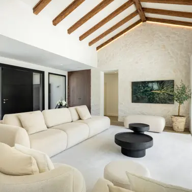 Sale of detached villa in Cortijo Blanco