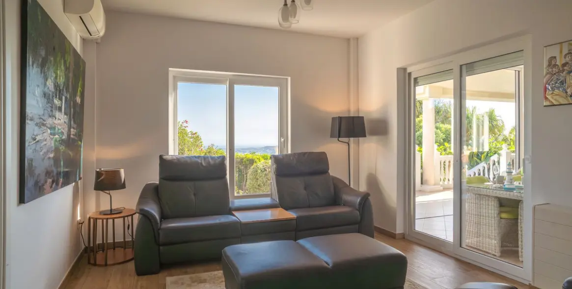 Продажа  отдельно стоящей виллы в Mijas 31