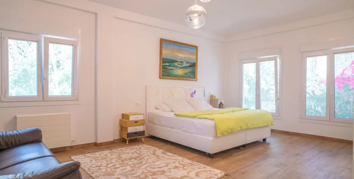 Продажа  отдельно стоящей виллы в Mijas 35