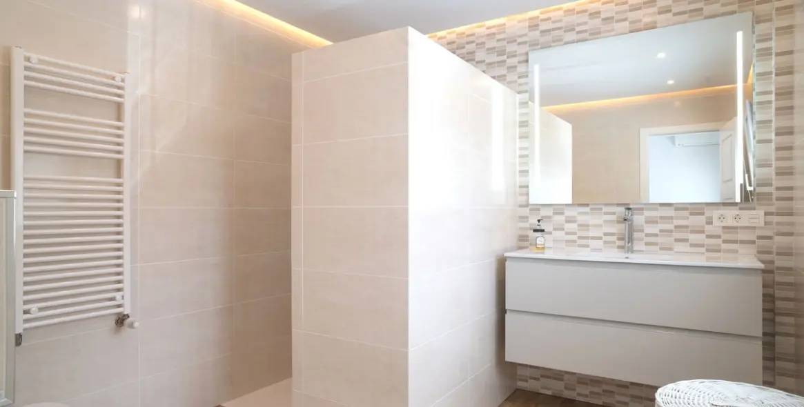 Продажа  отдельно стоящей виллы в Mijas 44