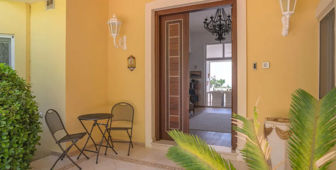 Продажа  отдельно стоящей виллы в Mijas 47