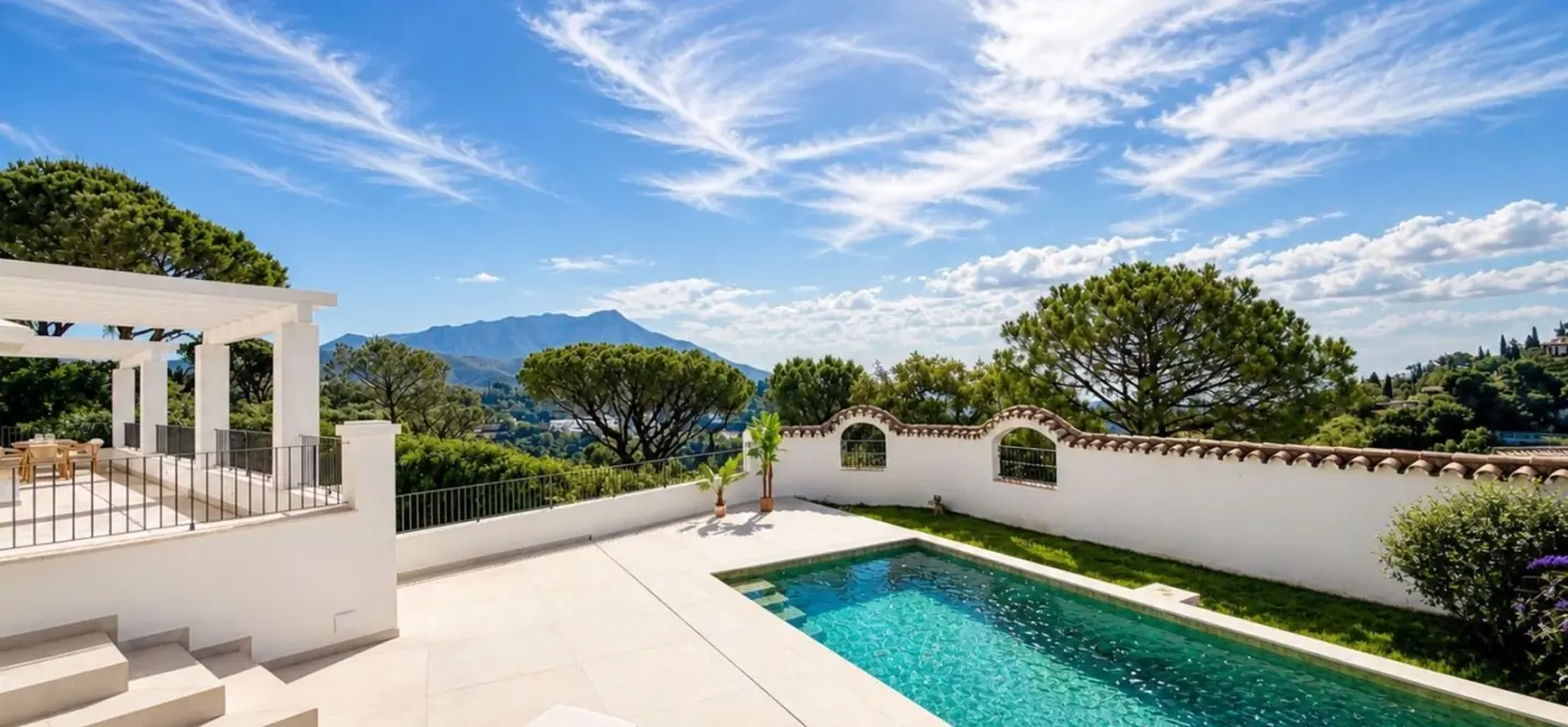 Sale of detached villa in El Madroñal 0