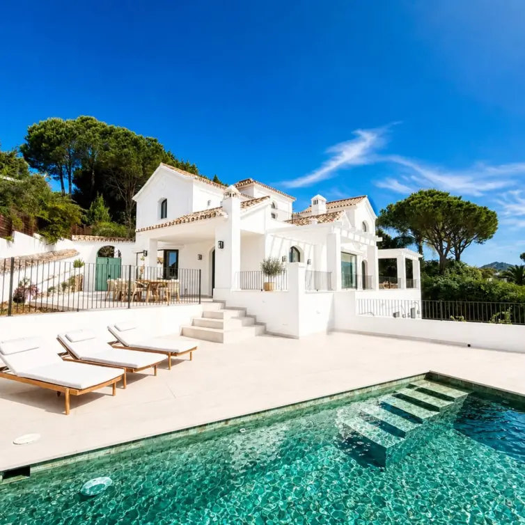Sale of detached villa in El Madroñal