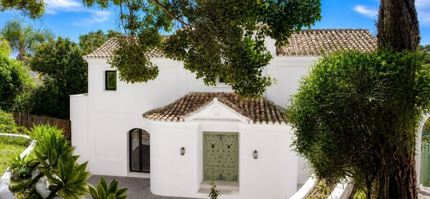 Sale of detached villa in El Madroñal 2