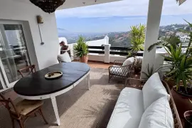 Image 3 thumb