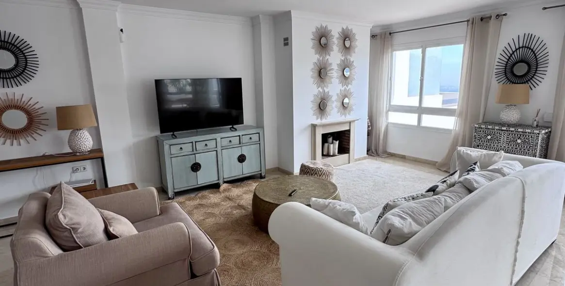 Long-term rent of middle floor apartment in Elviria 6