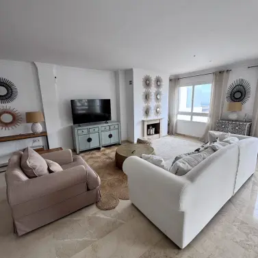 Long-term rent of middle floor apartment in Elviria