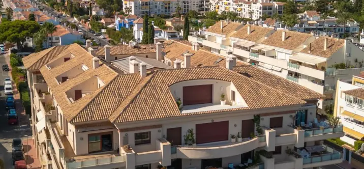 Долгосрочная аренда апартаментов на среднем этаже в San Pedro de Alcántara 3