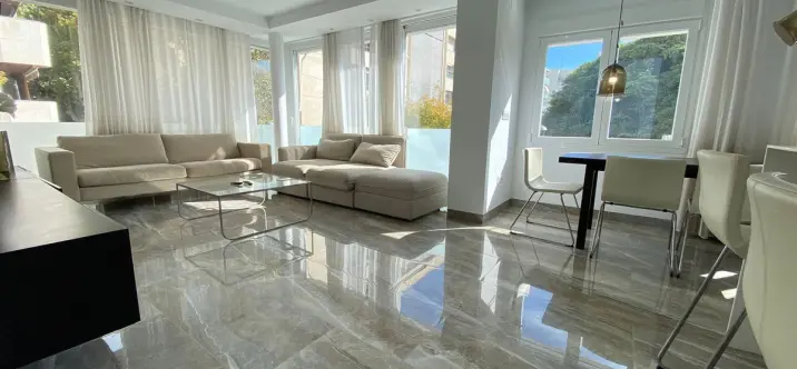 Long-term rent of middle floor apartment in Marbella 0