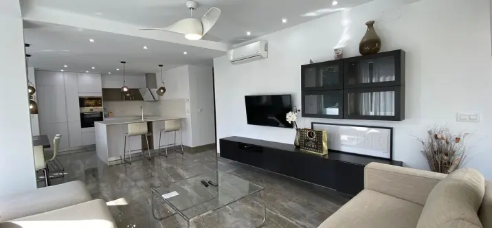 Long-term rent of middle floor apartment in Marbella 1
