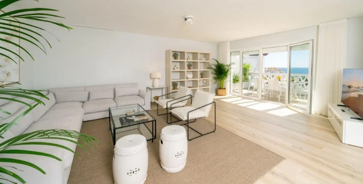 Long-term rent of penthouse duplex in Puerto Banús 8