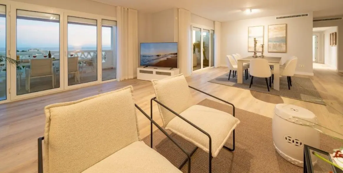 Long-term rent of penthouse duplex in Puerto Banús 14