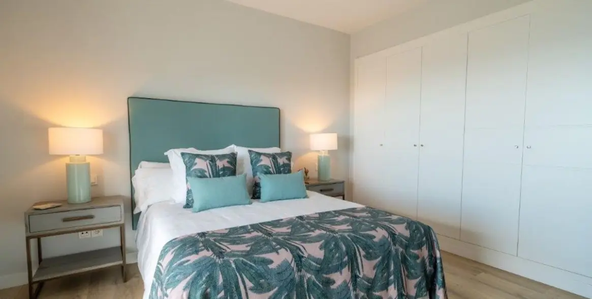 Long-term rent of penthouse duplex in Puerto Banús 21