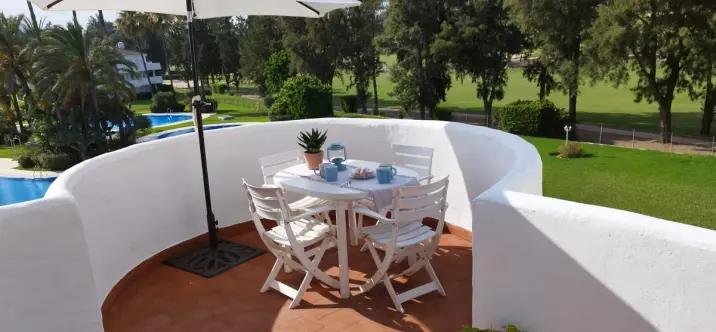 Venta de apartamento en planta media en Mijas Golf 0