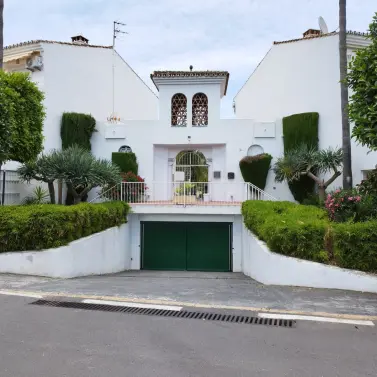 Venta de apartamento en planta media en Mijas Golf