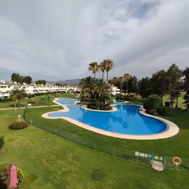 Venta de apartamento en planta media en Mijas Golf
