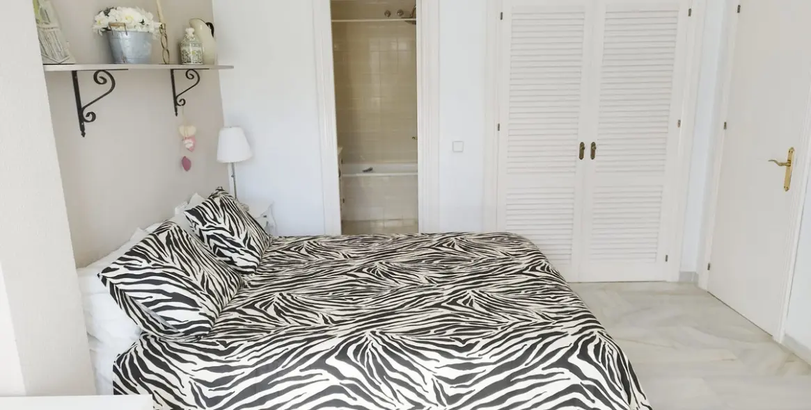 Venta de apartamento en planta media en Mijas Golf 16