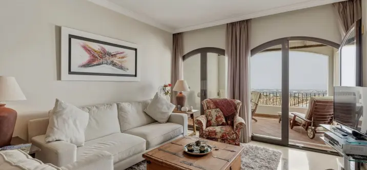 Sale of penthouse in Benahavís 3
