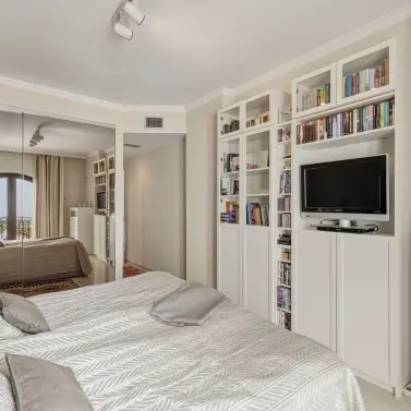 Sale of penthouse in Benahavís