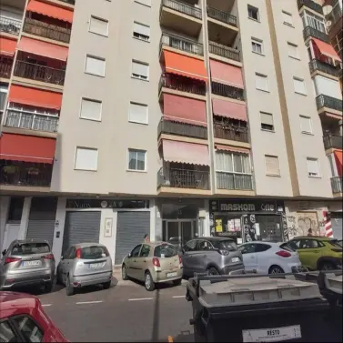 Sale of ground floor apartment in Málaga Centro