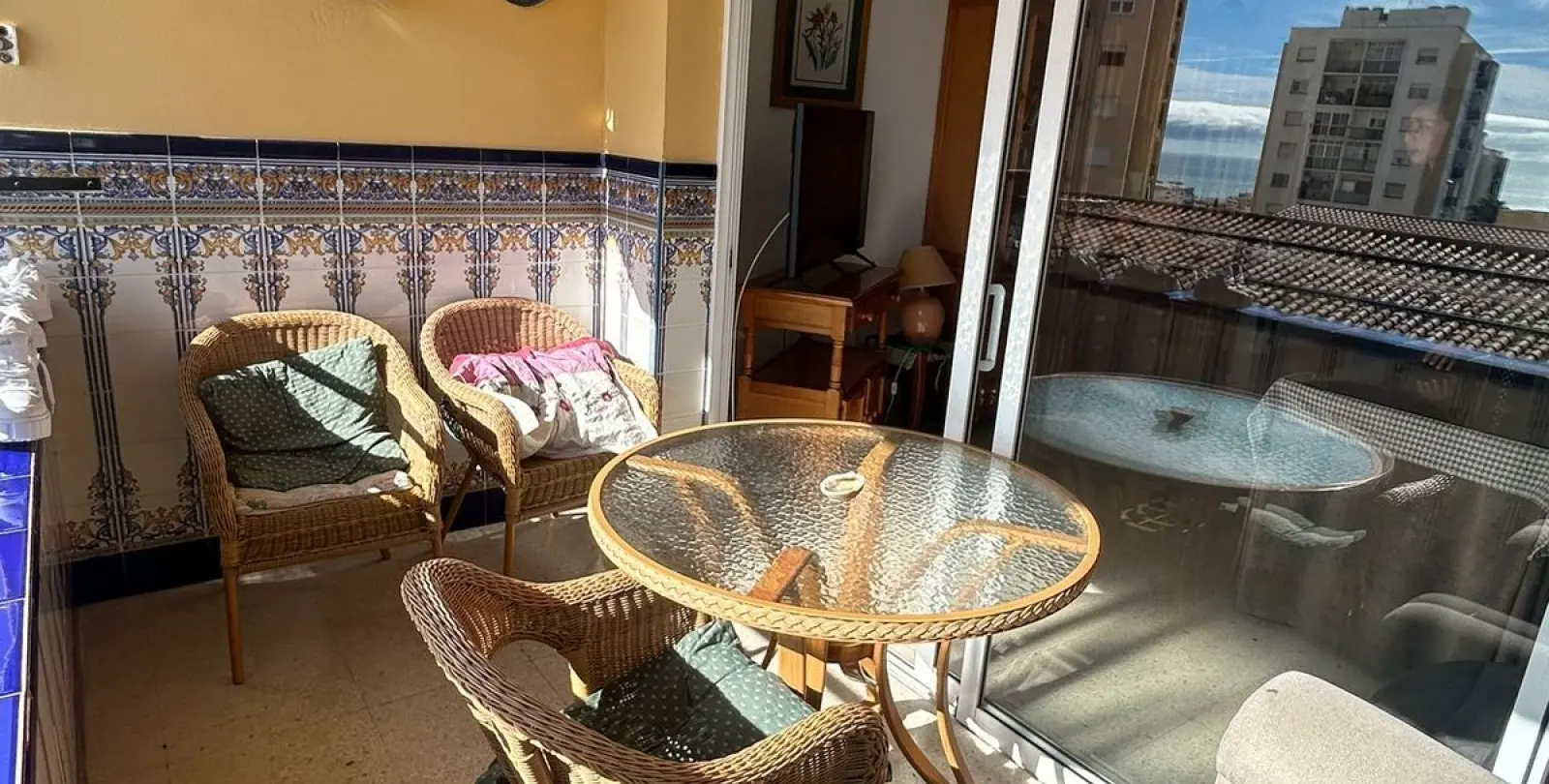 Sale of middle floor apartment in Marbella 3