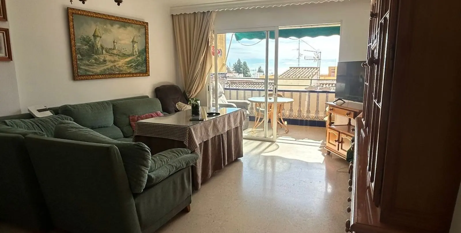 Sale of middle floor apartment in Marbella 4