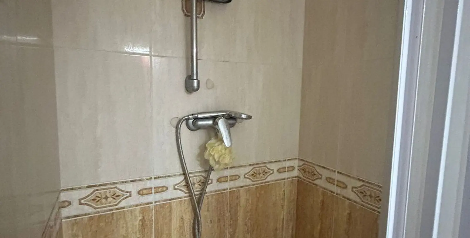 Sale of middle floor apartment in Marbella 21