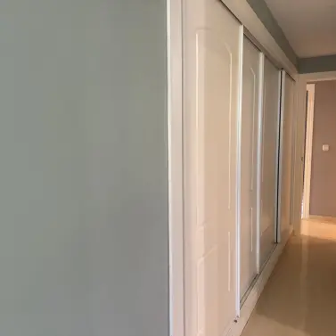 Sale of middle floor apartment in Elviria