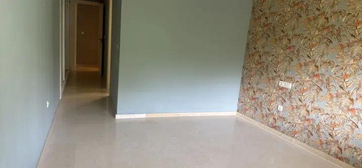Sale of middle floor apartment in Elviria 4