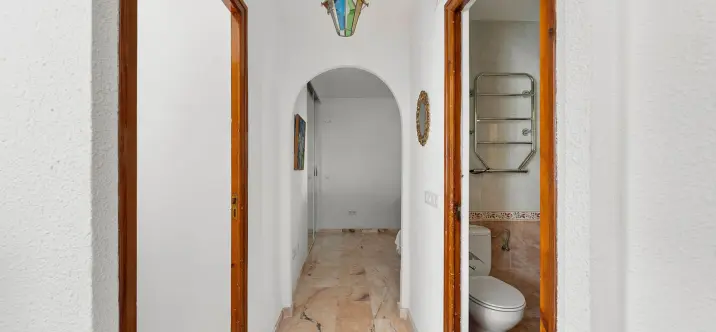 Venta de villa independiente en La Campana 4