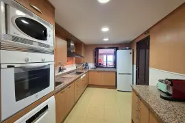 Image 4 thumb